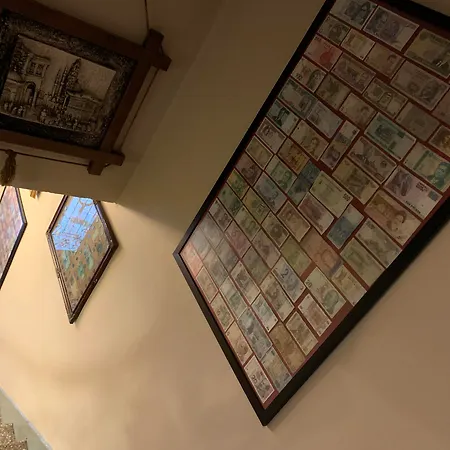 Hostel Antique