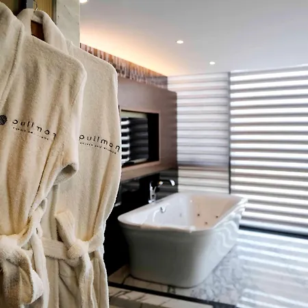 Pullman & Convention Center 5* İstanbul