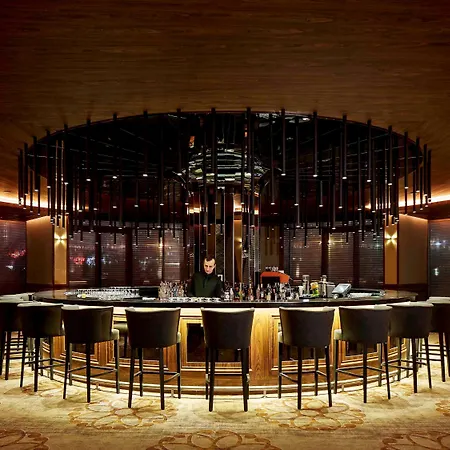 Pullman & Convention Center Otel 5*