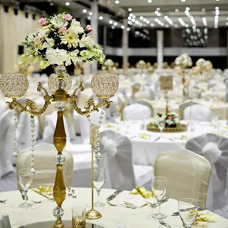Otel Pullman & Convention Center 5*