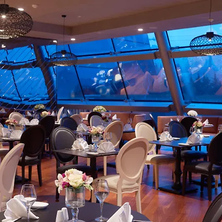Pullman & Convention Center 5* İstanbul