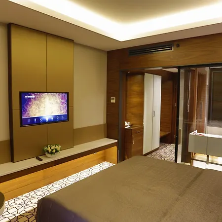 Hotel Grand Harilton