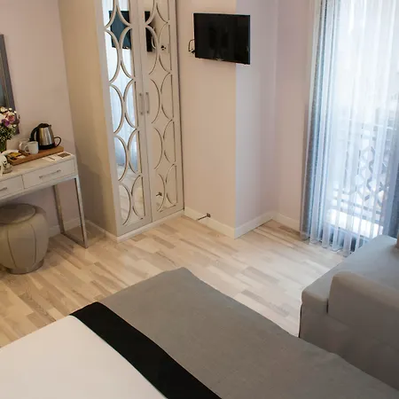 Primero מלון 4*