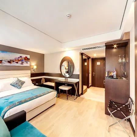 Hotel Mukarnas Taksim 3*