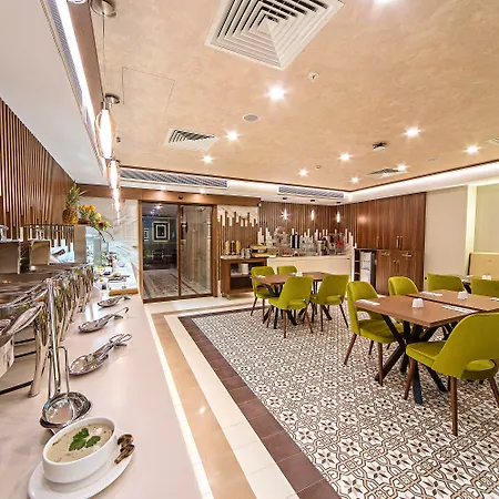 Mukarnas Taksim 3*