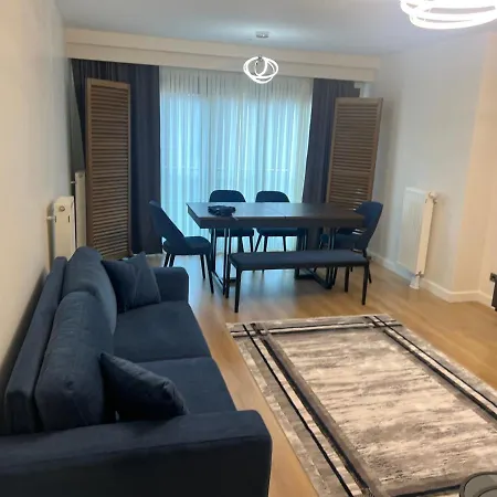Family Luxury 2 Bedroom +saloon *