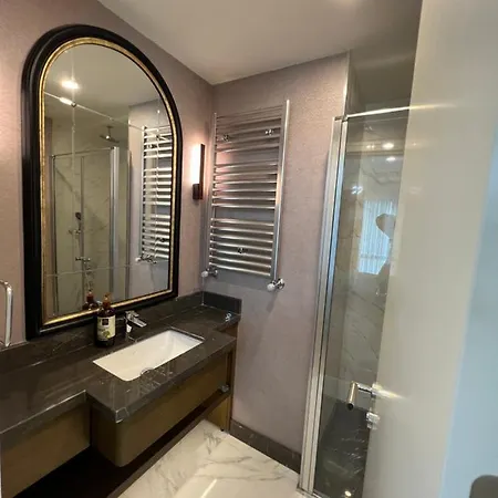 Apartment Family Luxury 2 Bedroom +saloon Istanbul