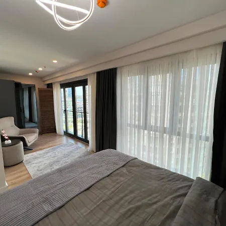 Family Luxury 2 Bedroom +saloon Apartment Istanbul