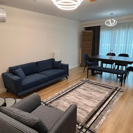 Apartment Family Luxury 2 Bedroom +saloon *