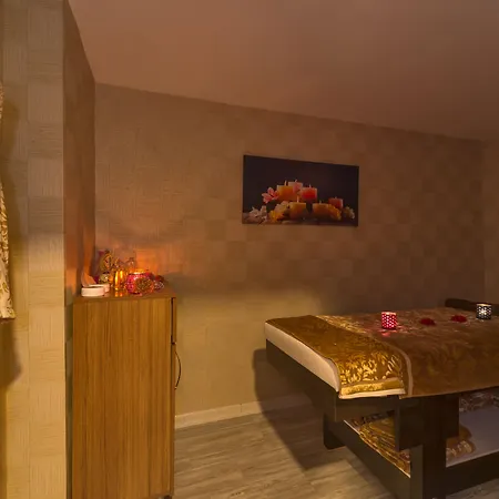 Hotel Grand Pamir