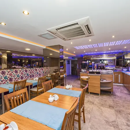 Grand Pamir 3* Istanbul