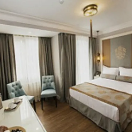 Raymond Blue Otel