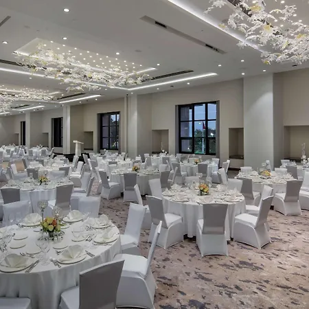 Hilton Maslak 5* İstanbul