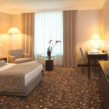Kaya Fair & Convention Hotel 5*