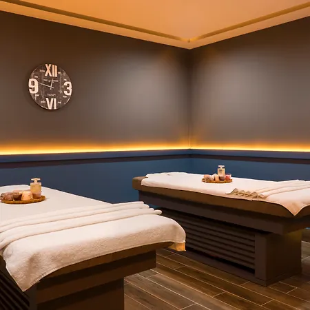 Park By Radisson Atasehir Отель 4*