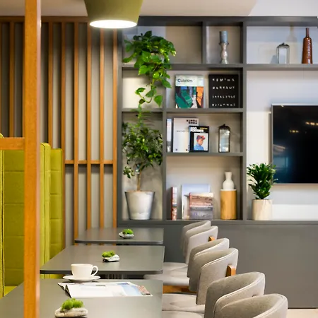 Park By Radisson Atasehir