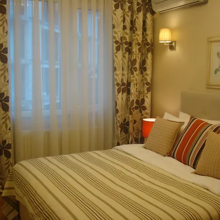 Cheya Tesvikiye Apartment