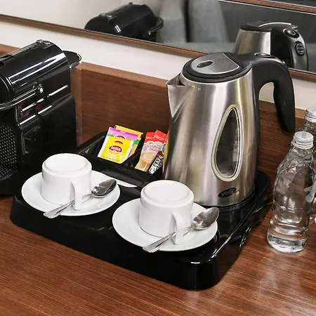 Mercure West & Convention Center Otel 5*