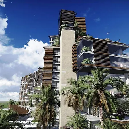 Mercure West & Convention Center Hotel 5*