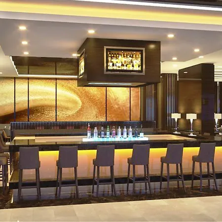Mercure West & Convention Center 5* İstanbul