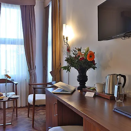 Taxim Lounge Hotel 3*