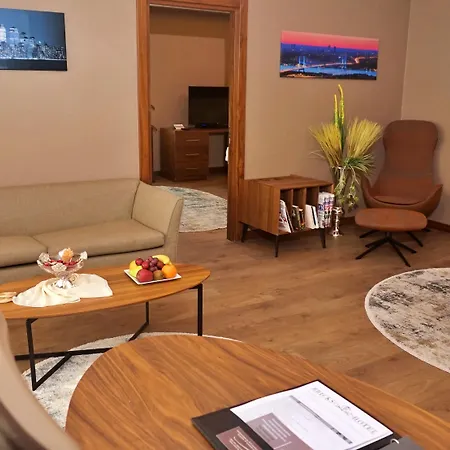 Bricks Hotel 5*