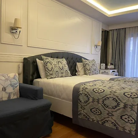 Hotel Antusa Palace & 4*