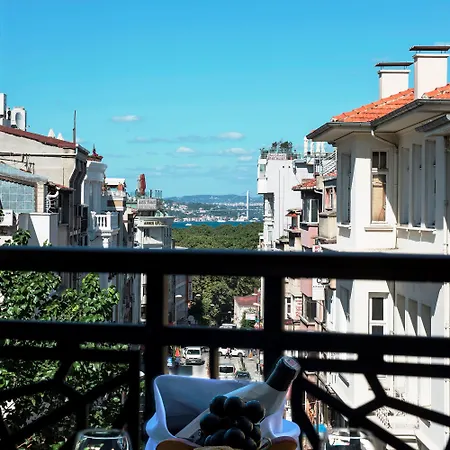 Hotel Antusa Palace &