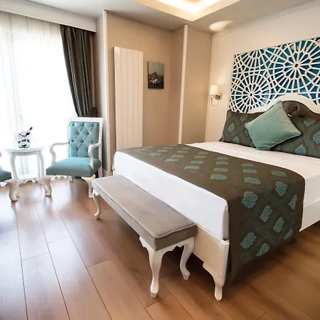 Hotel Antusa Palace &