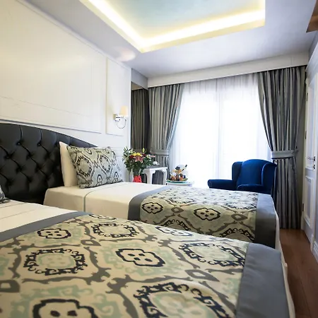 Hotel Antusa Palace & 4*