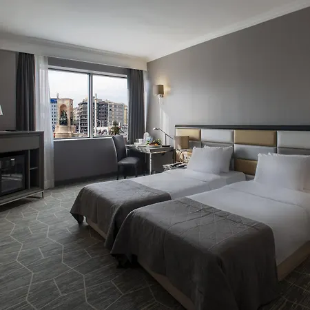 Taksim Square Hotel 4*
