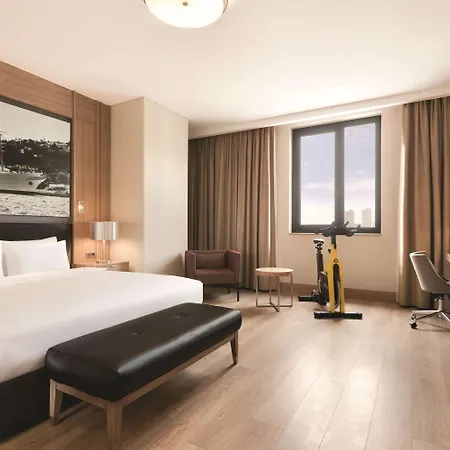 Tryp By Wyndham Basin Ekspres Hotel 5*