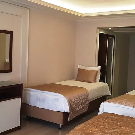 Grand Marcello Hotel
