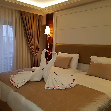 Grand Marcello