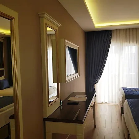 Grand Marcello Hotel