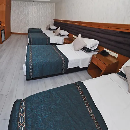 Grand Emir Old 3*