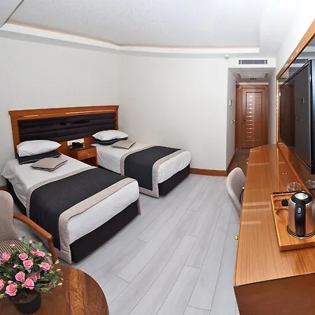 Grand Emir Old Отель 3*