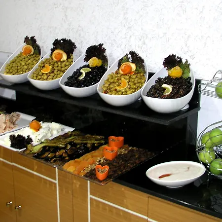 Hotel Grand Emir Old 3*