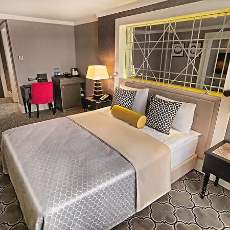 Mercure Bomonti 5*