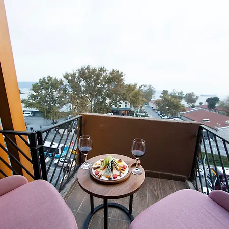 Meydan Besiktas Otel 3*