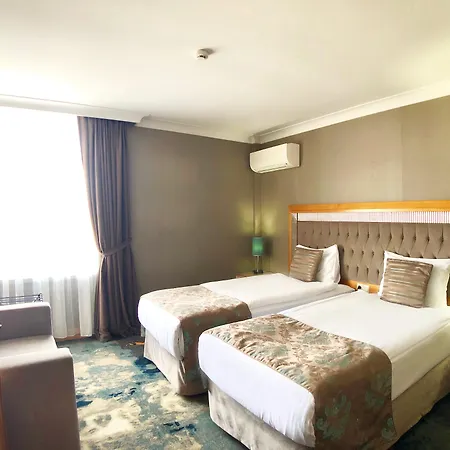 Отель Zurich 3*
