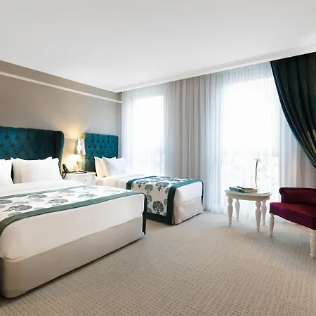 Metropolitan Taksim 4* Istanboel