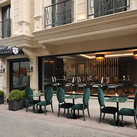 Hotel Le Petit