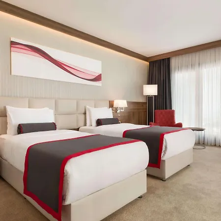 Ramada Beylikduzu 5*