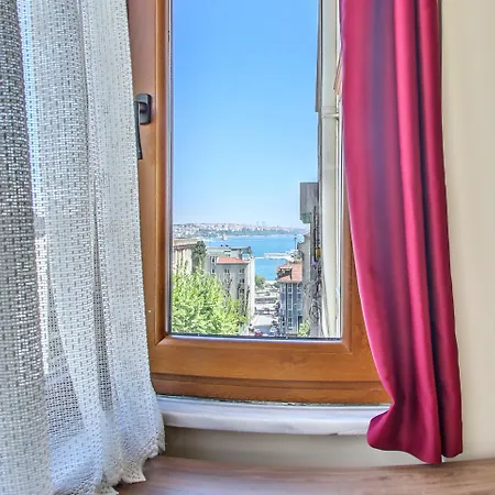 Cihangir Palace 4*