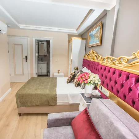 Ξενοδοχείο Atlantis Royal 3*