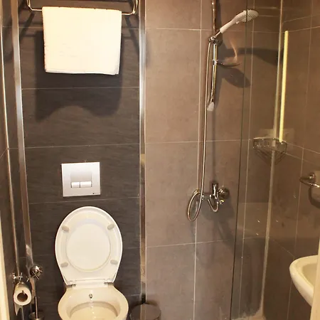 Otel The Reina İstanbul
