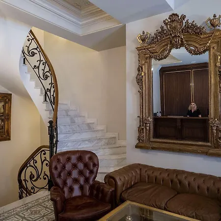 Hotel Ortakoey 2*