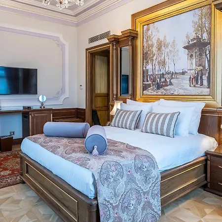 Hotel Ortakoey 2*