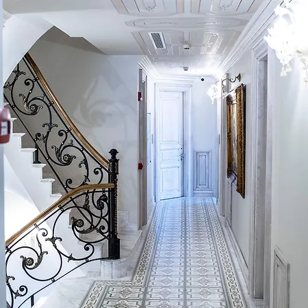 Hotel Ortakoey Istanbul